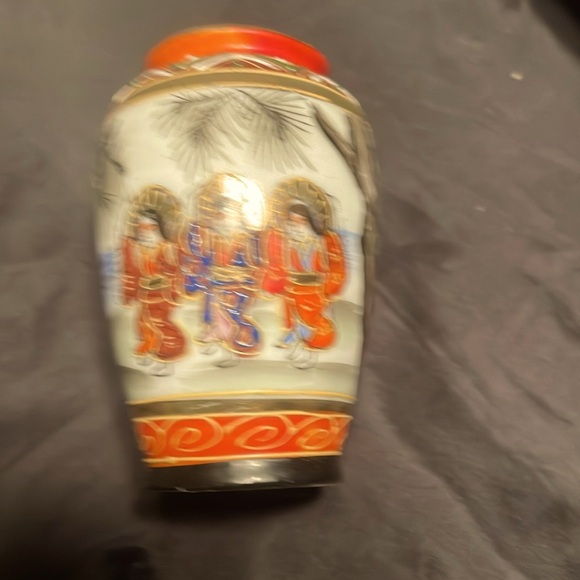 1930’s Nippon Mini Vase - Picture 1 of 4
